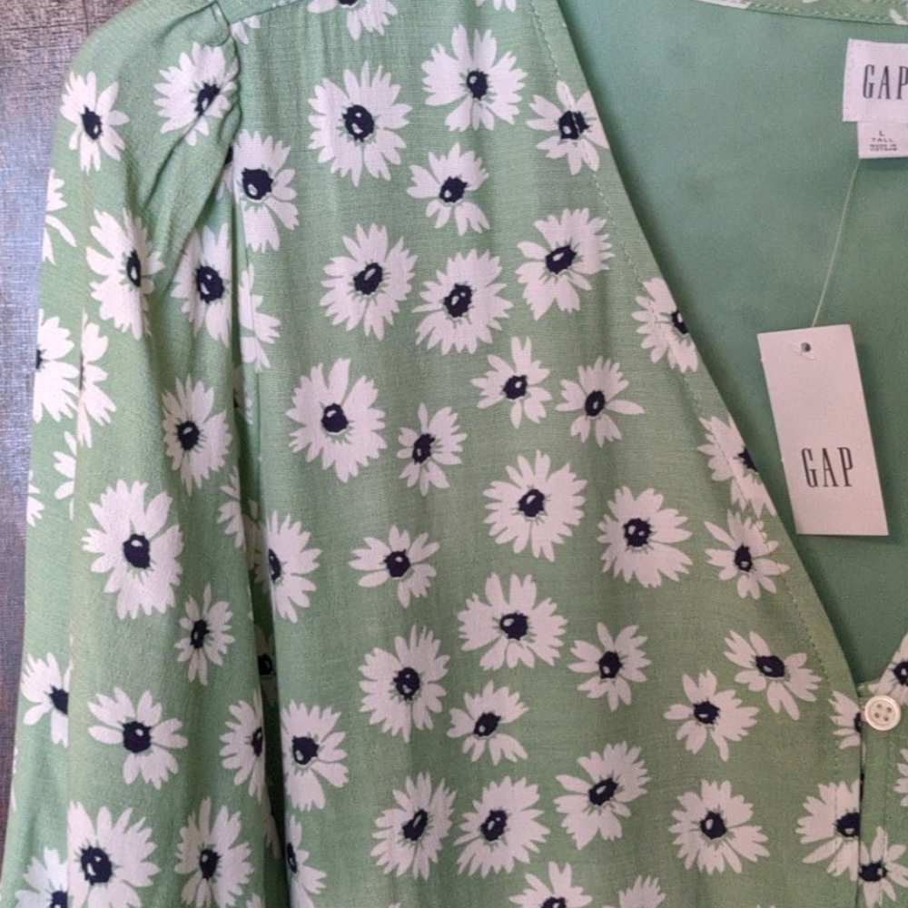 GAP large tall mint & Daisy print dress.